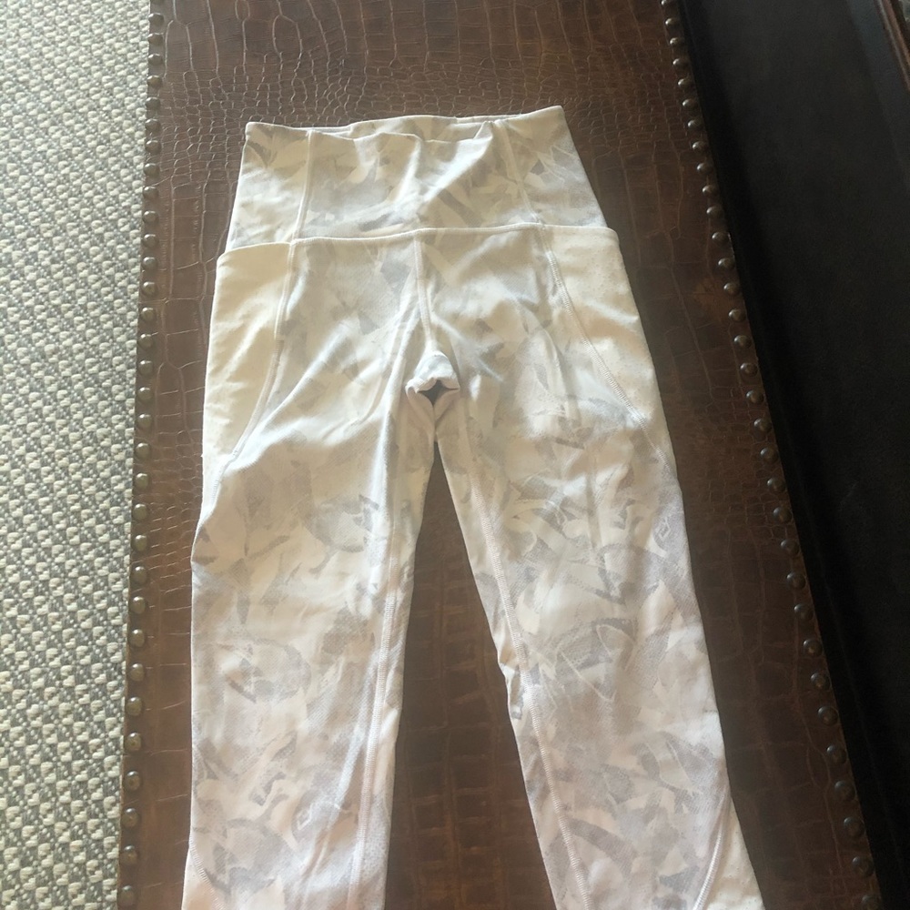 Lulu lemon leggings Capri